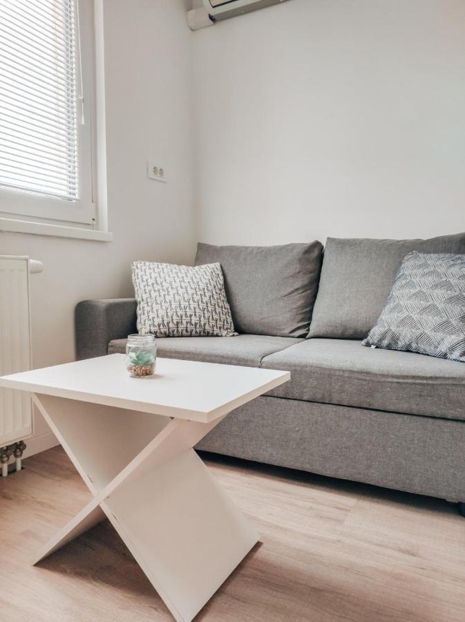 Studio Apartment Sanya Ljubljana Eksteriør billede
