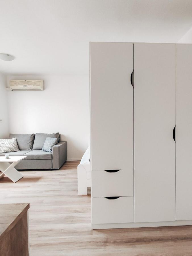 Studio Apartment Sanya Ljubljana Eksteriør billede